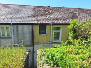 Photo 8- click for photo gallery